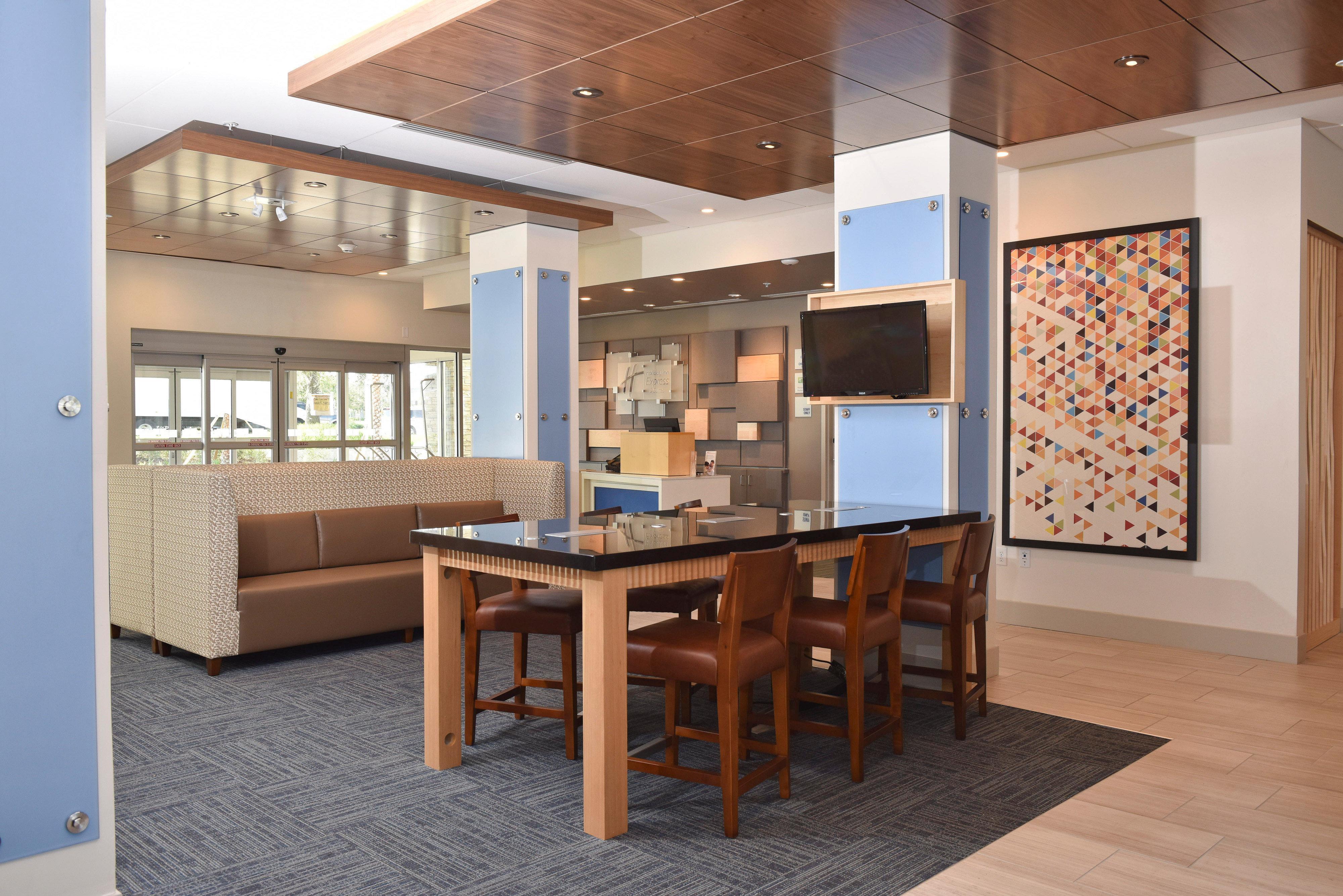 Express & - Orlando - Southeast By Ihg Lake Hart