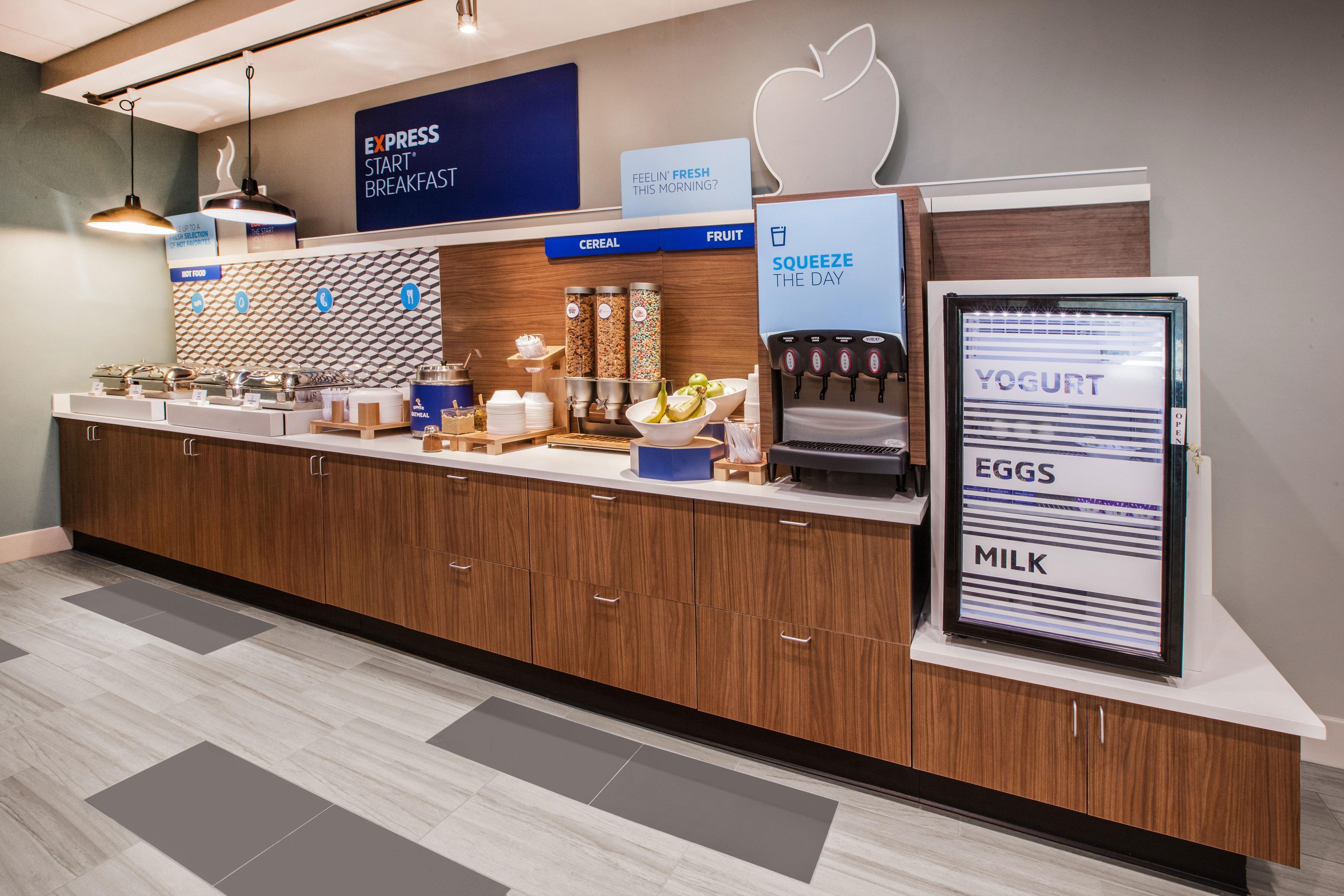 Express & - Orlando - Southeast By Ihg Lake Hart