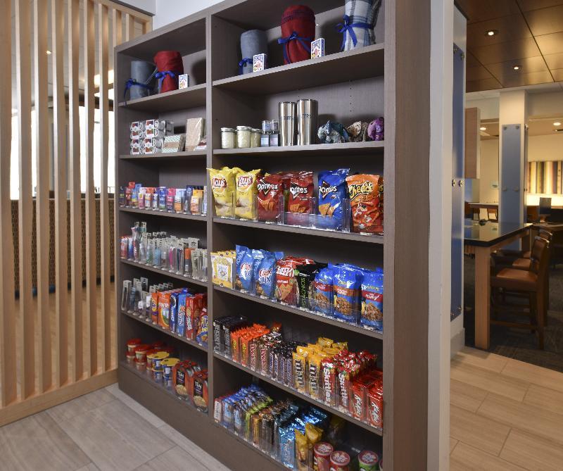 Express & - Orlando - Southeast By Ihg